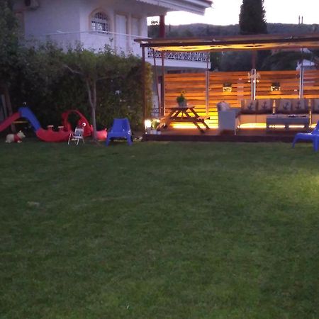 Alexandra'S Glifa Apartments מראה חיצוני תמונה