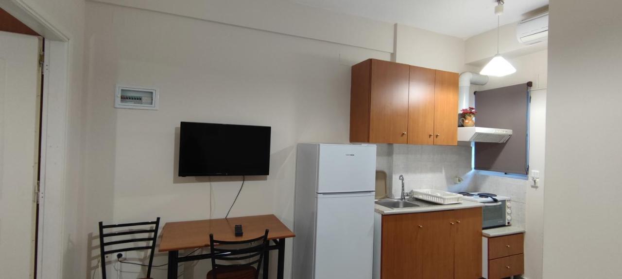 Alexandra'S Glifa Apartments מראה חיצוני תמונה