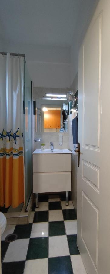 Alexandra'S Glifa Apartments מראה חיצוני תמונה