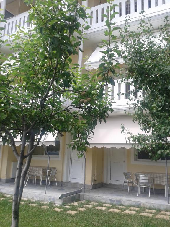 Alexandra'S Glifa Apartments מראה חיצוני תמונה