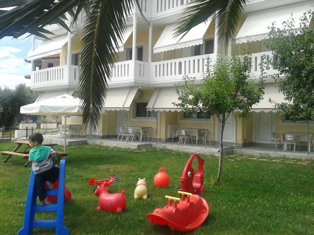Alexandra'S Glifa Apartments מראה חיצוני תמונה